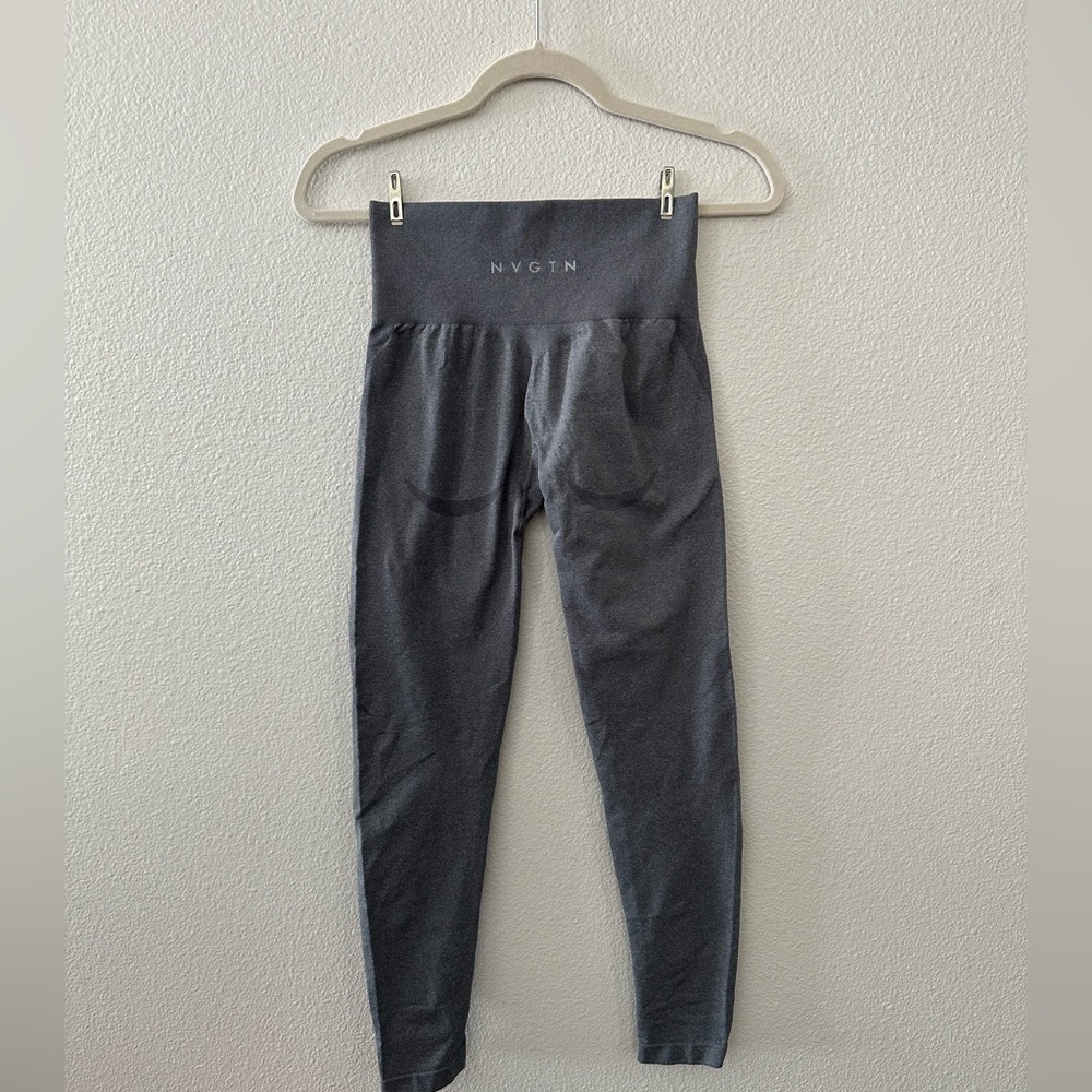NVGTN Contour Leggings - Grey Size Small